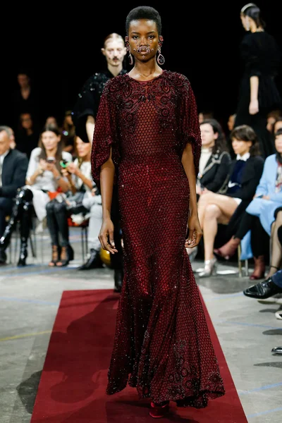Look 50